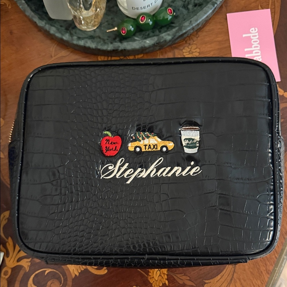 abbode | Essentials Small Croc-Embossed Cosmetic Bag